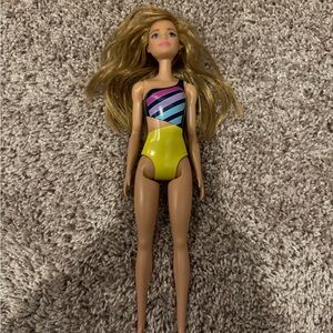 Barbie 2019 Barbie with Yellow and Multicolor Swimsuit